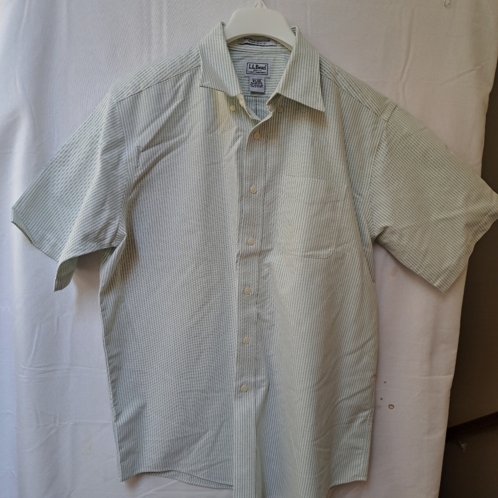 LL Bean Men SS Button Down Shirt Traditional Fit Wrinkle Resistant Stripe 161/2R